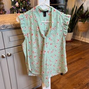 Forever 21 Mint Green Floral Blouse